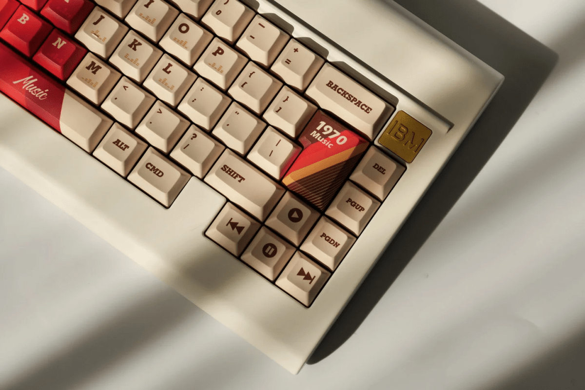 Cool 1970 Theme Retro Vintage Keycap Set