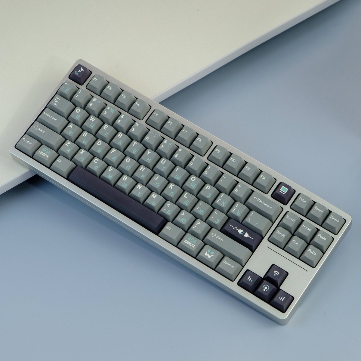 Cool Gray Binary Mist Theme Russian Keycap Set