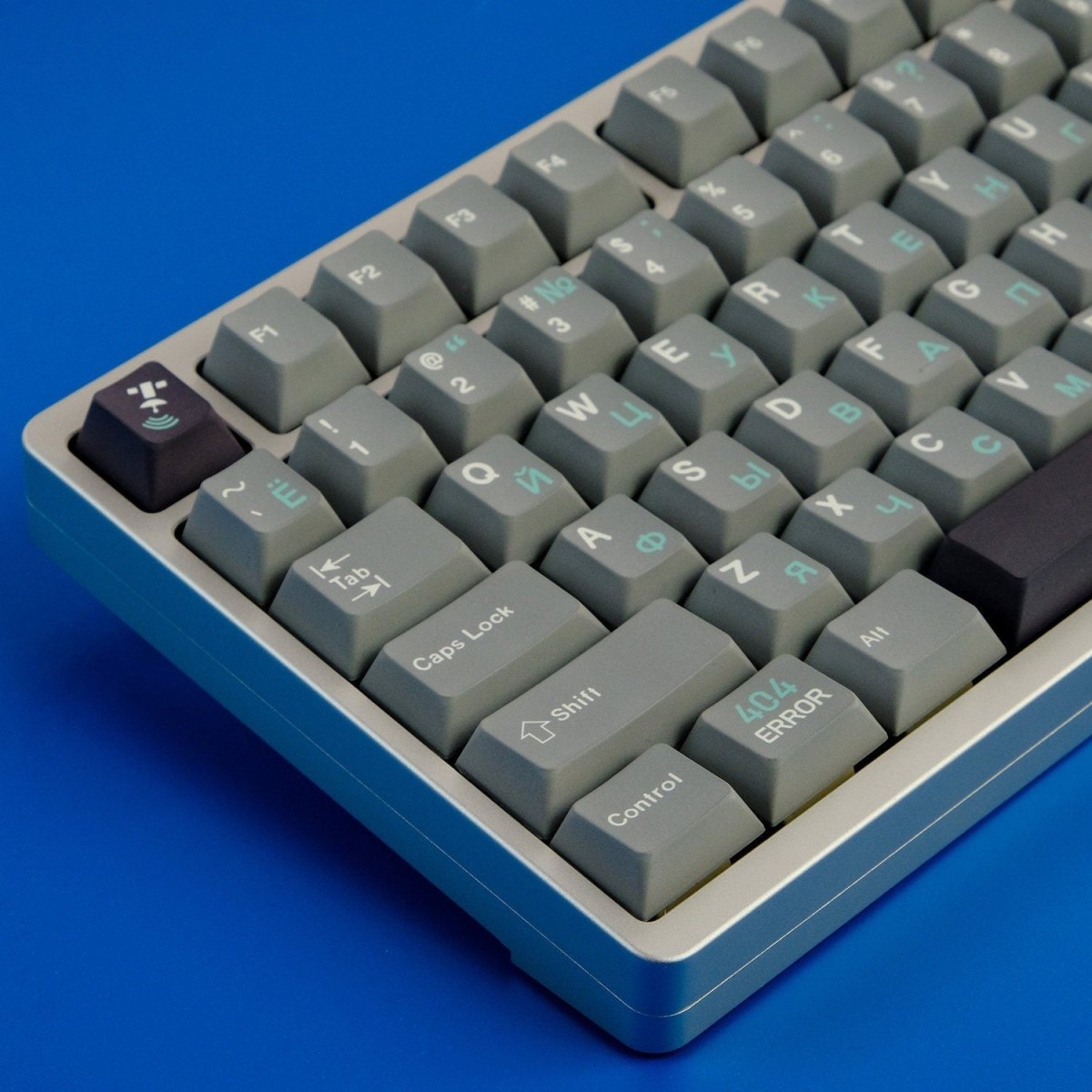 Cool Gray Binary Mist Theme Russian Keycap Set