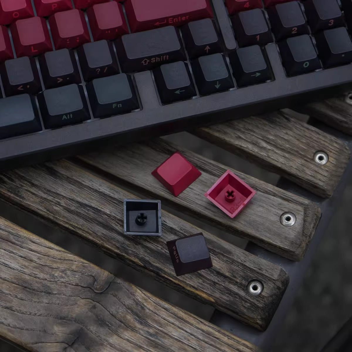 Cool Red Gradient PBT ISO Backlit Keycap Set