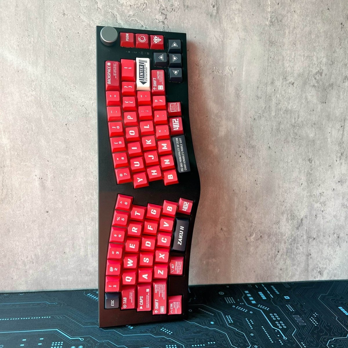 Cool Red Mecha ZAKU Theme Keycap Set
