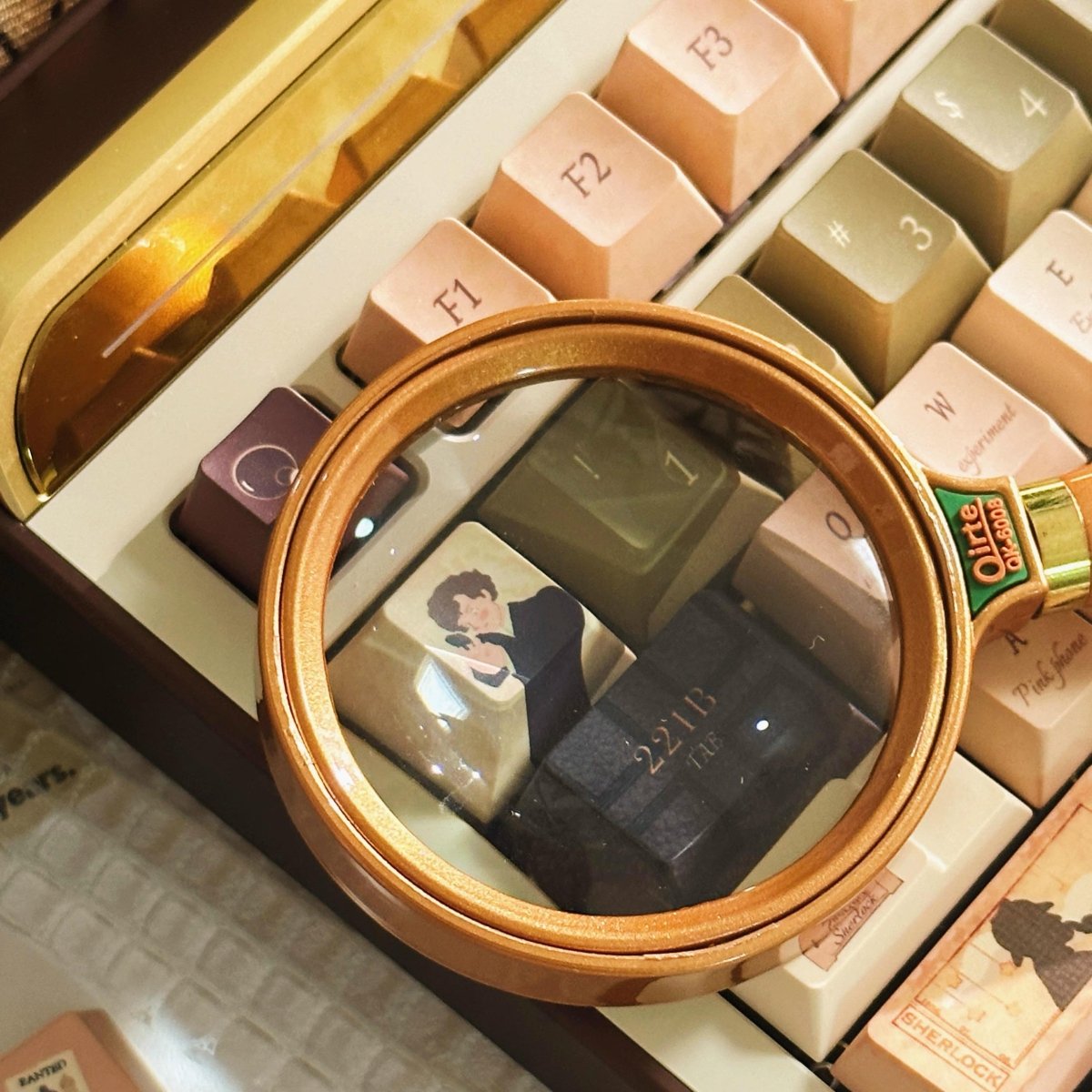 Cool Sherlock Holmes Theme Artisan Keycap Set