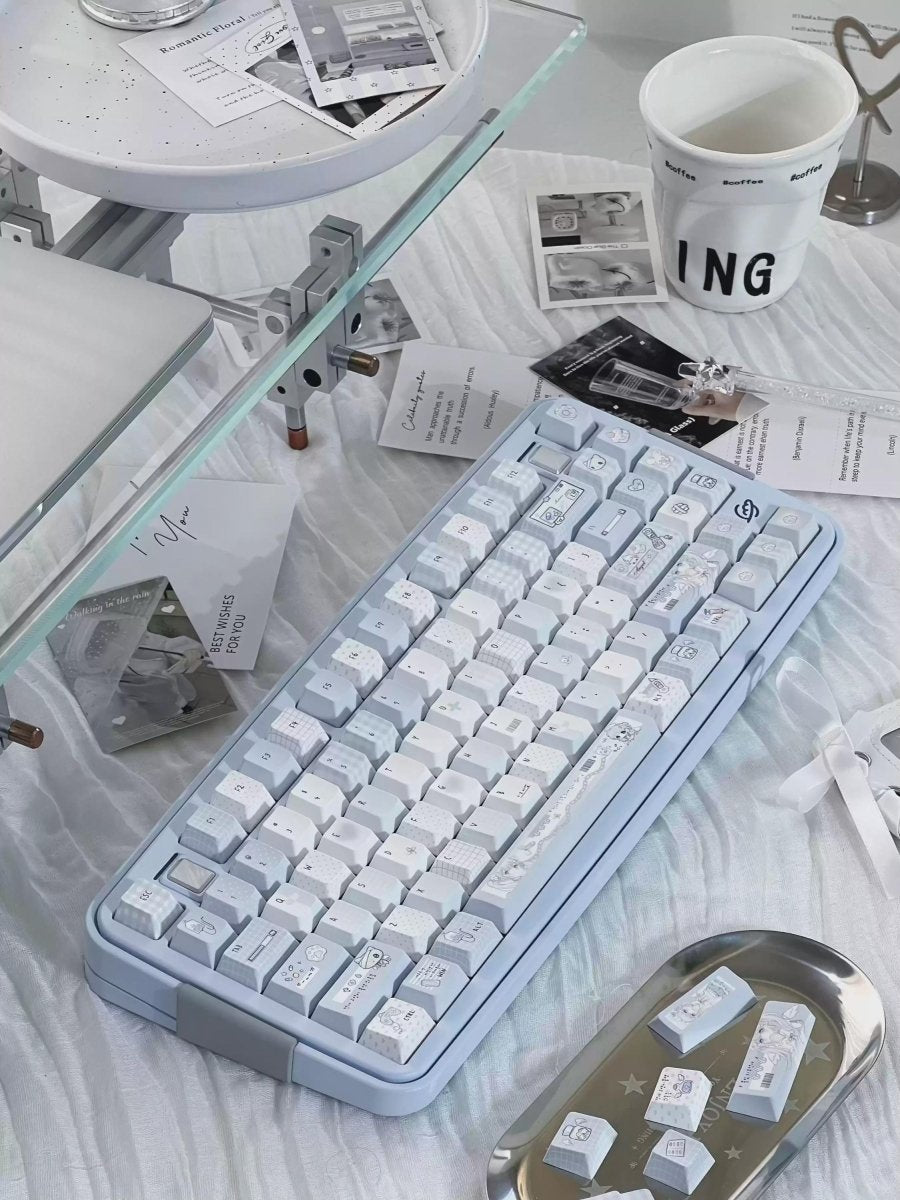 Cute Blue Dream Theme Artisan Keycap Set