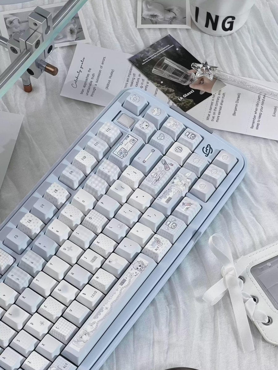 Cute Blue Dream Theme Artisan Keycap Set