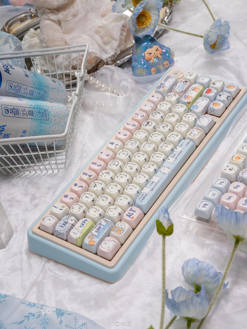 Cute Funny Emote Bear Theme Keycap Set