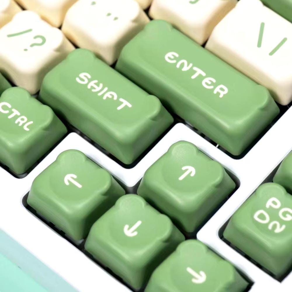 Cute Green Bear-Shaped Keycap Set