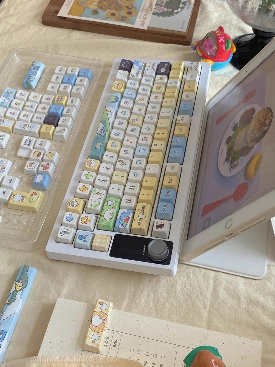Cute Happy Duck Theme Artisan Keycap Set