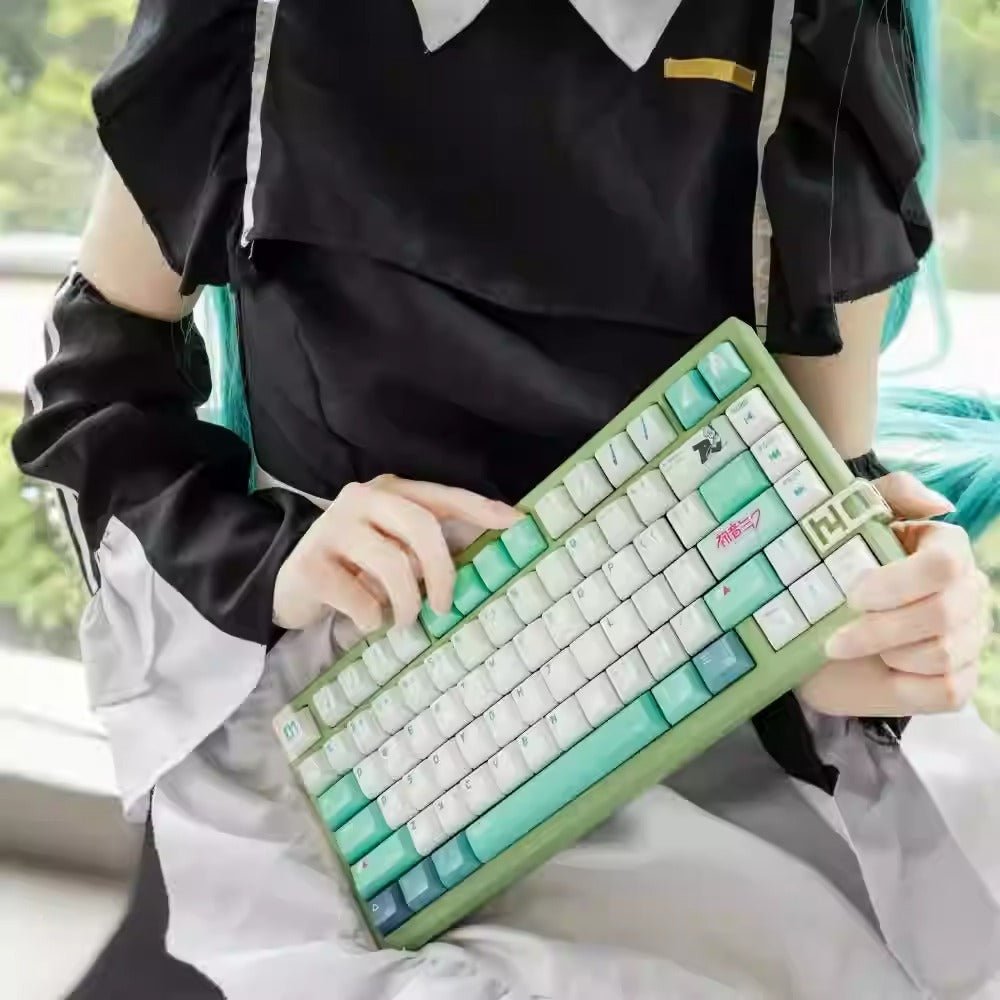 Cute Hatsune Miku Japanese Anime Style Keycap Set