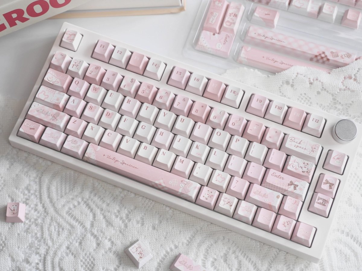 Cute Pink Bear Postcard Artisan Keycap Set