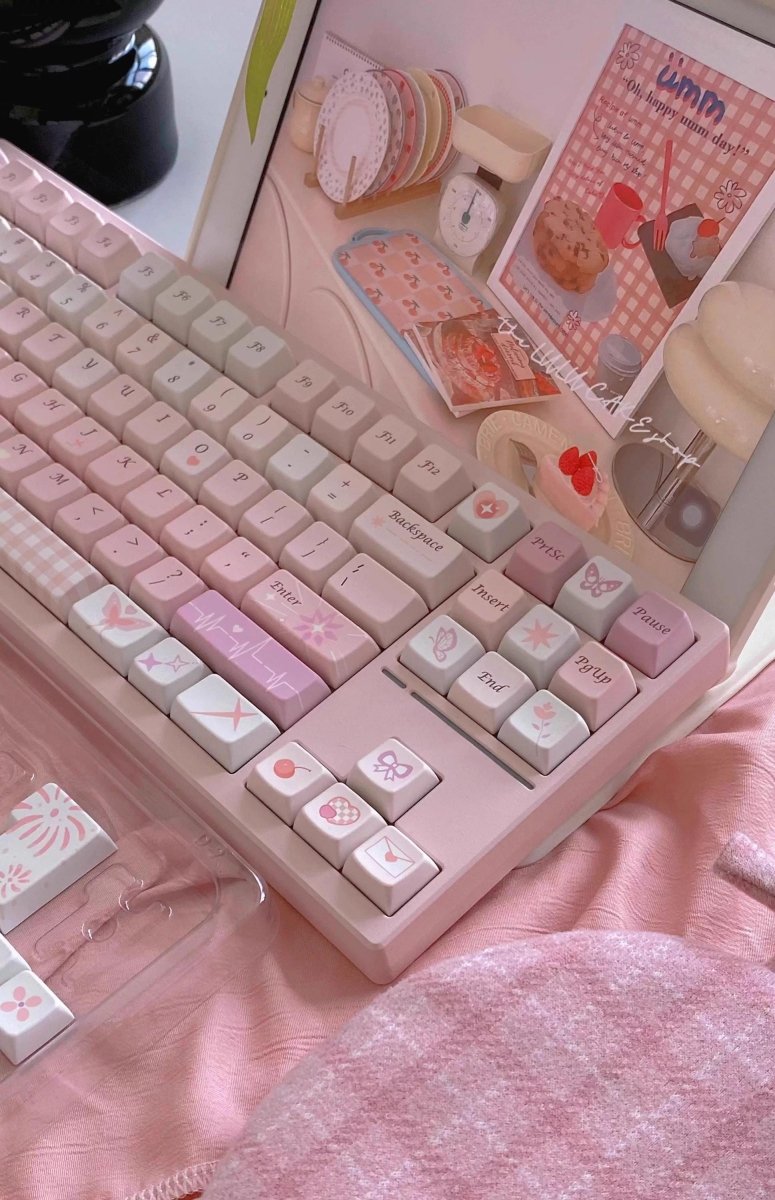Cute Pink Valentine Day Theme Keycap Set