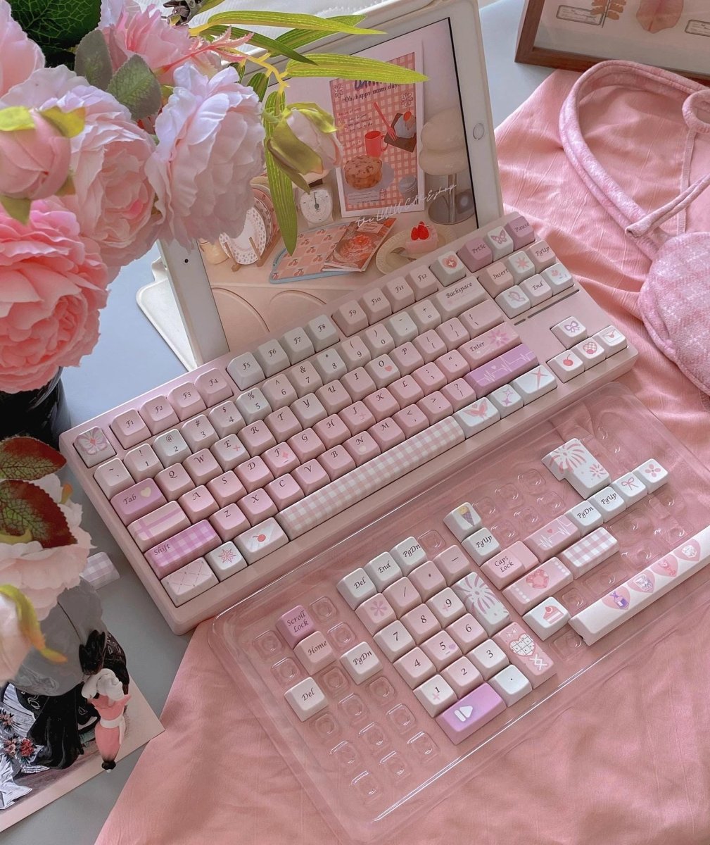 Cute Pink Valentine Day Theme Keycap Set