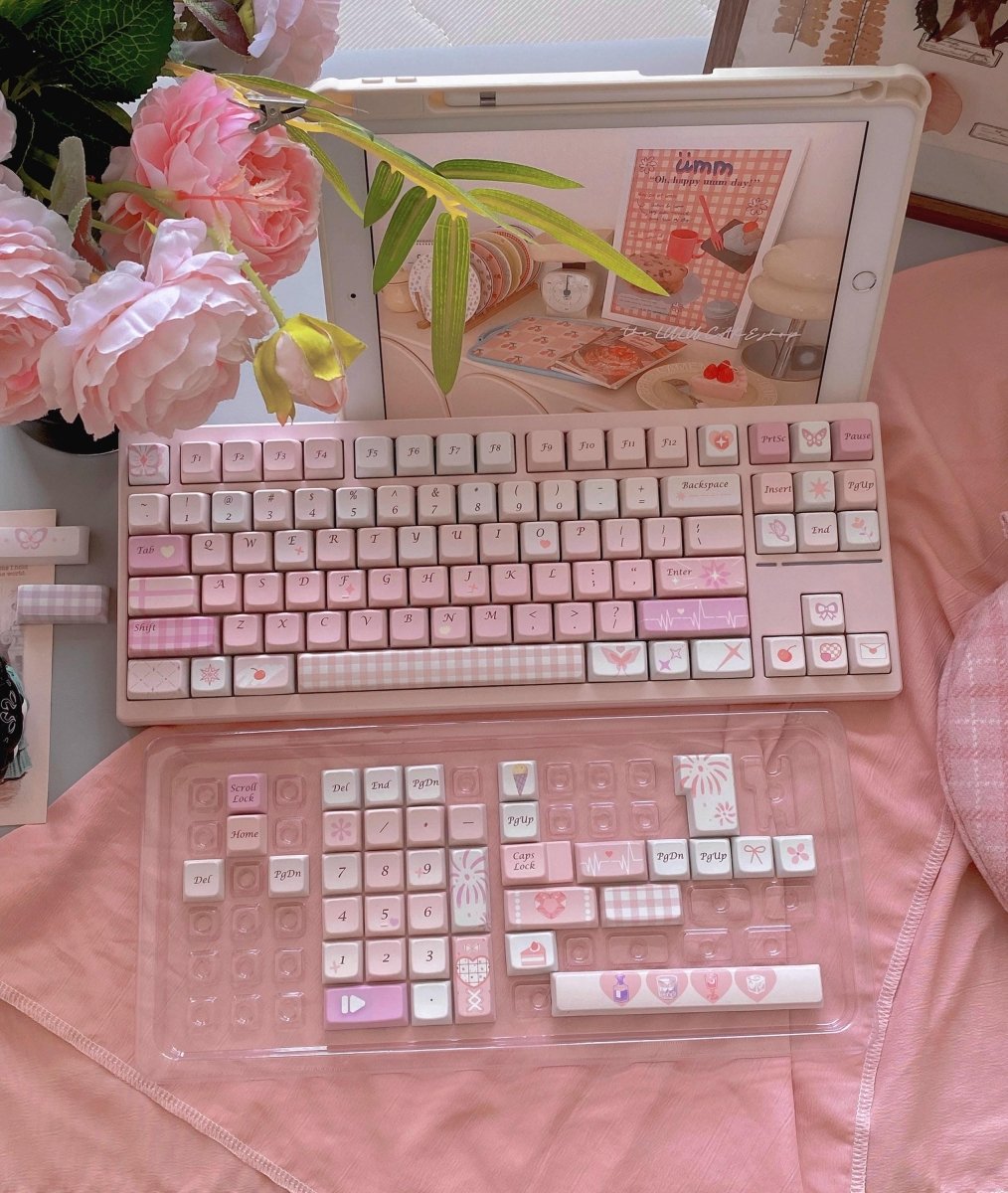 Cute Pink Valentine Day Theme Keycap Set