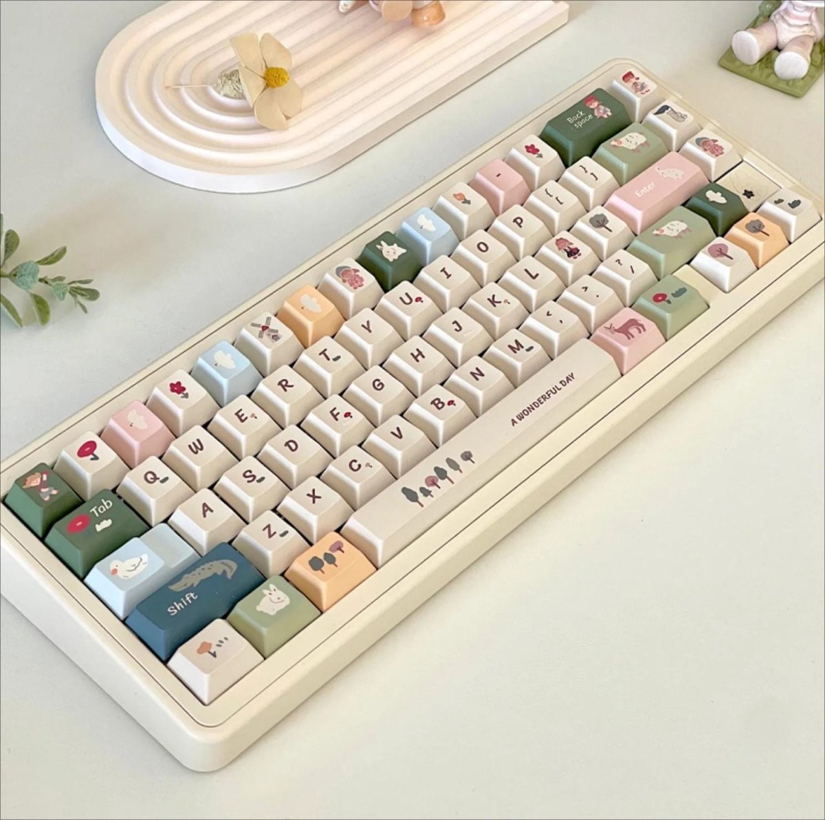 Cute Spring Pasture Theme Artisan Keycap Set