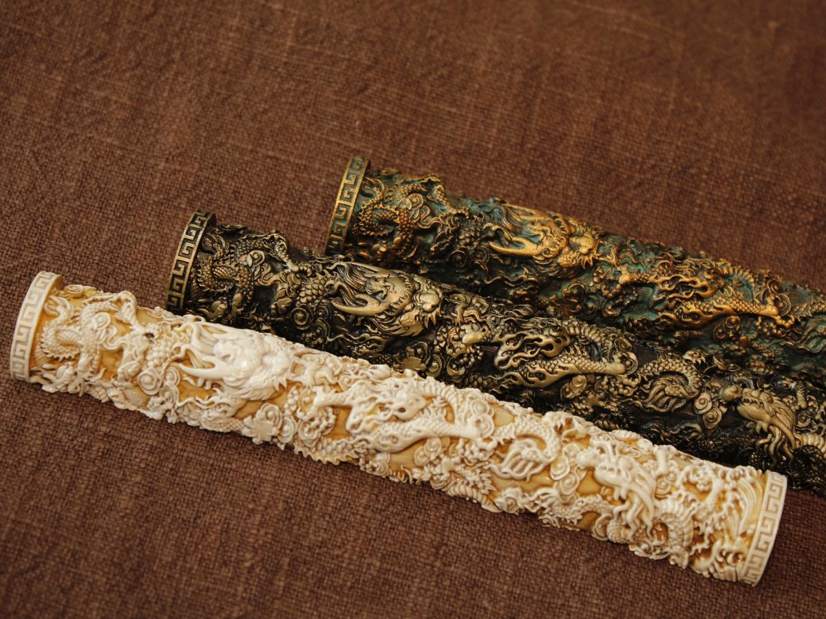 Dragon Pillar Artisan Resin Spacebar - KeyArtisan®
