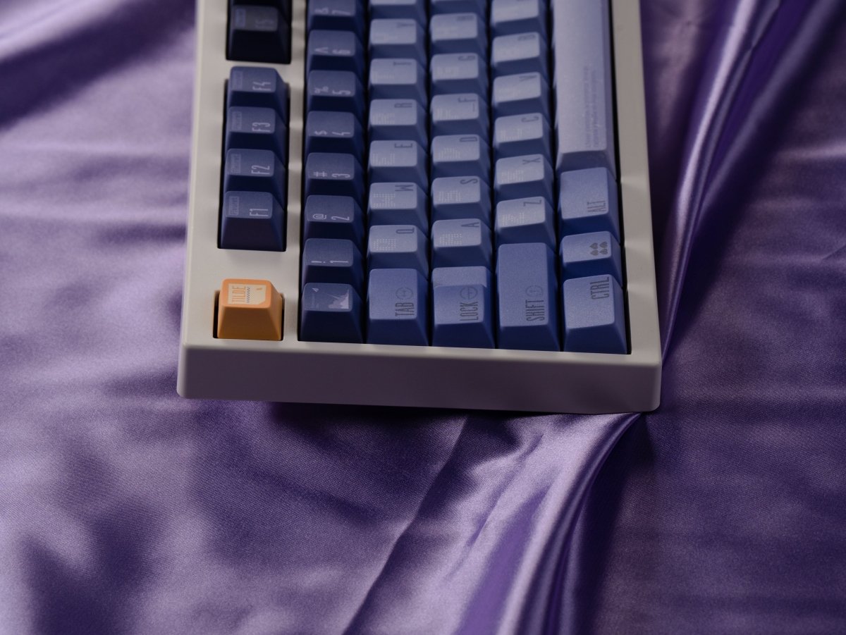 Flamboyant Bleu [Jacaranda] - Themed Keycap Set