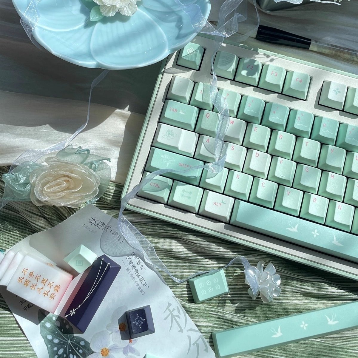 Green Floral Theme Matcha Keycap Set
