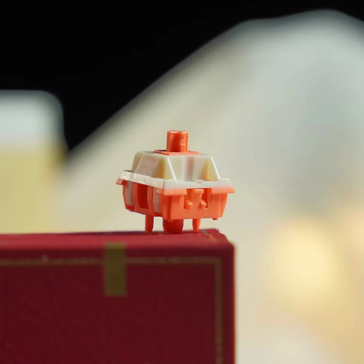 Orange Cat Linear Switch – Smooth Typing & Gaming Feel