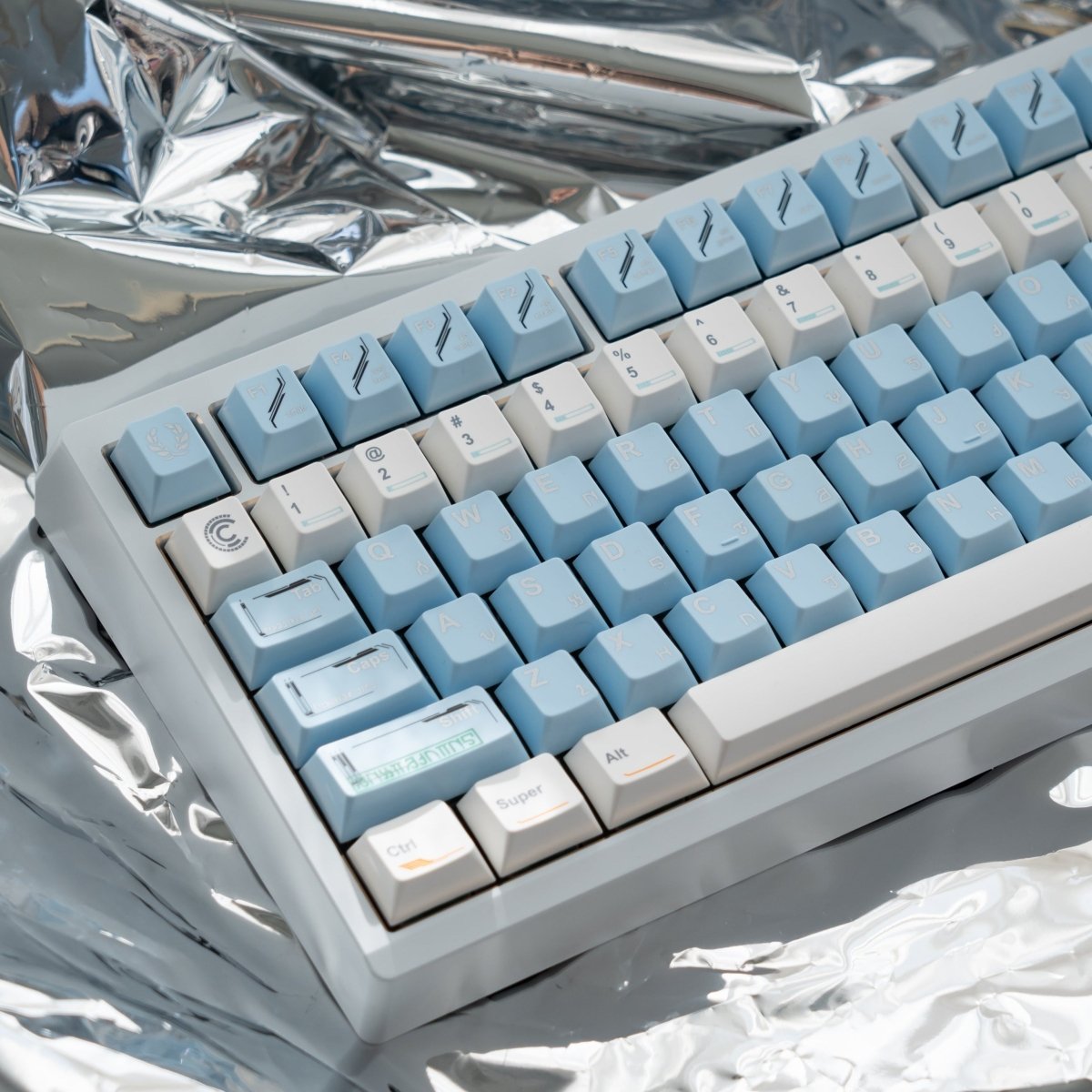 Space Station - Themed Blue Artisan Keycap Set