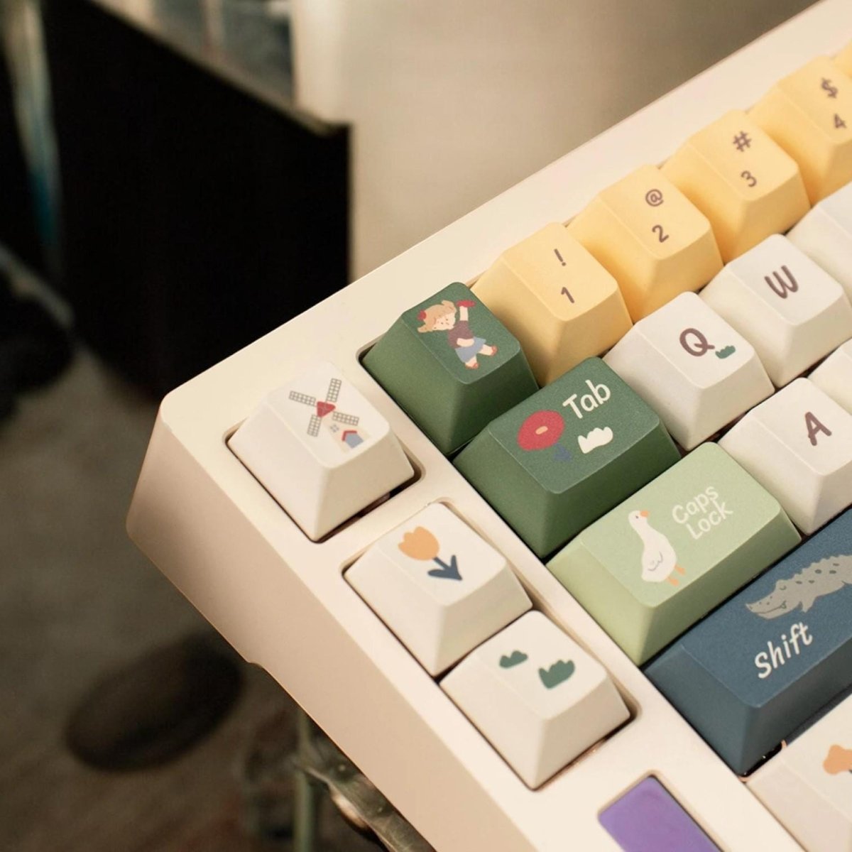 Spring Pasture Theme Keycap Set