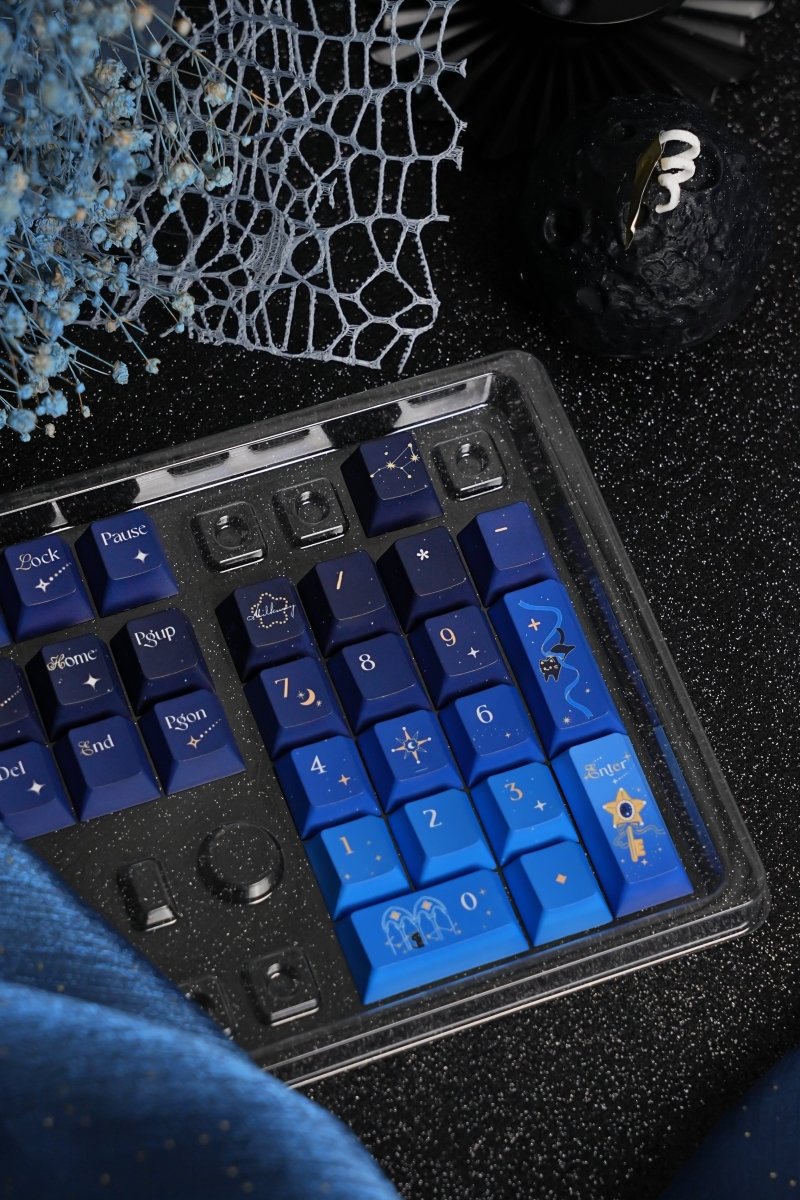 Starry Night Corridor - Themed Gradient Keycap Set