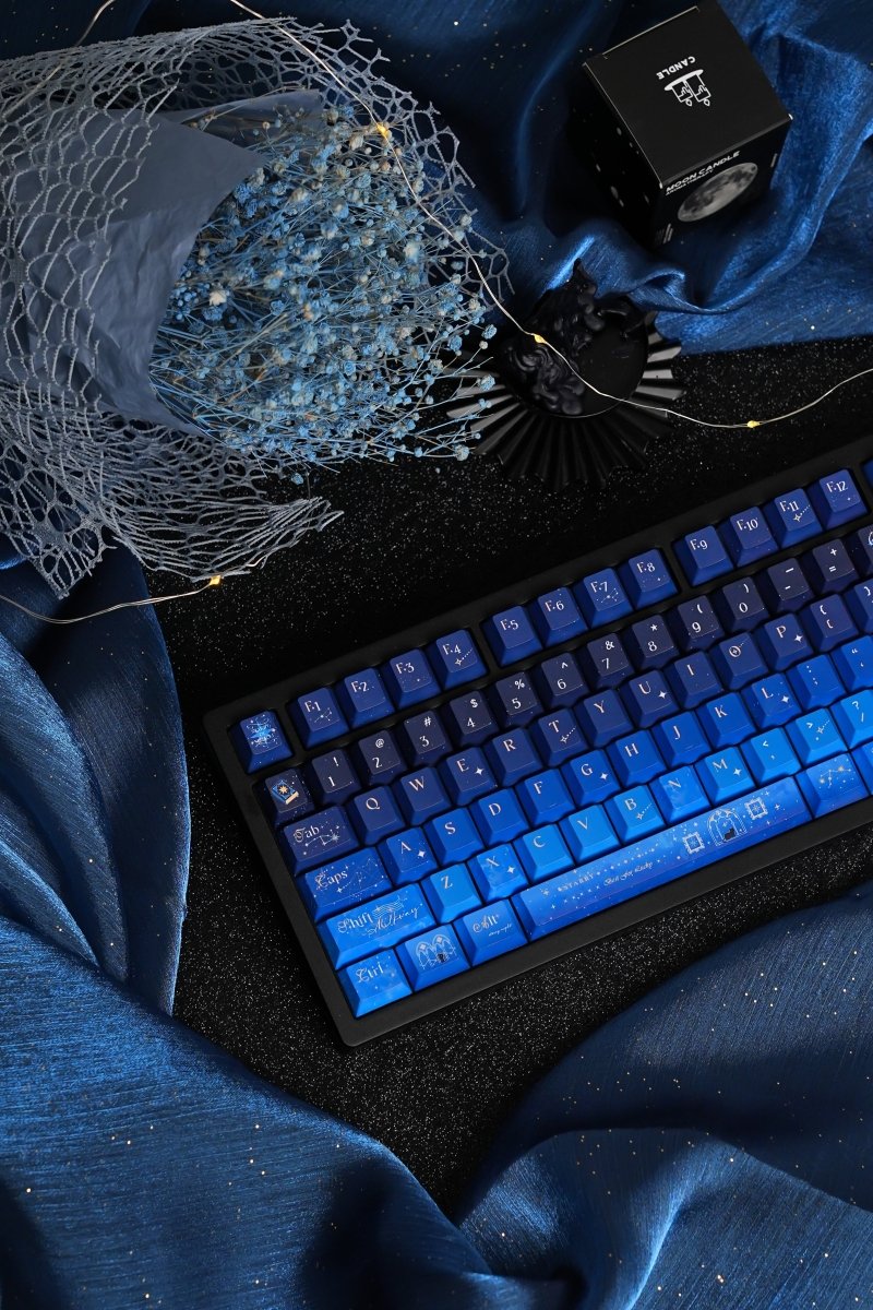 Starry Night Corridor - Themed Gradient Keycap Set