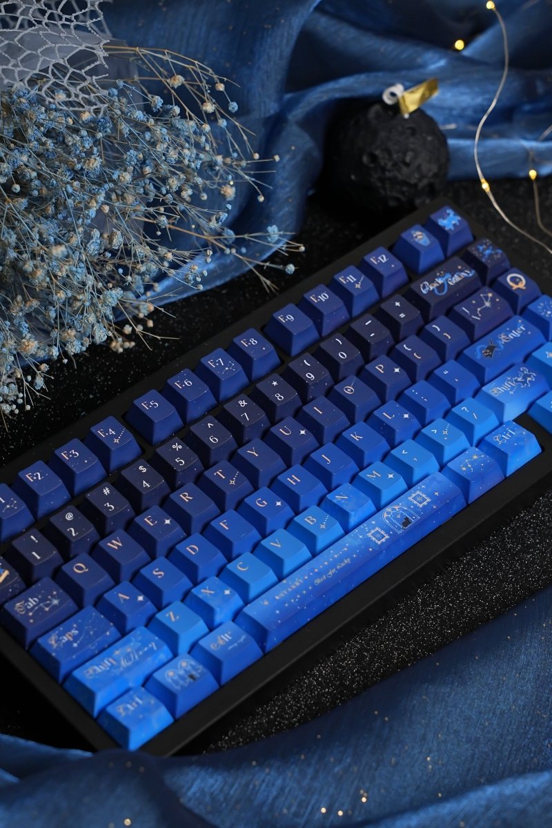 Starry Night Corridor - Themed Gradient Keycap Set