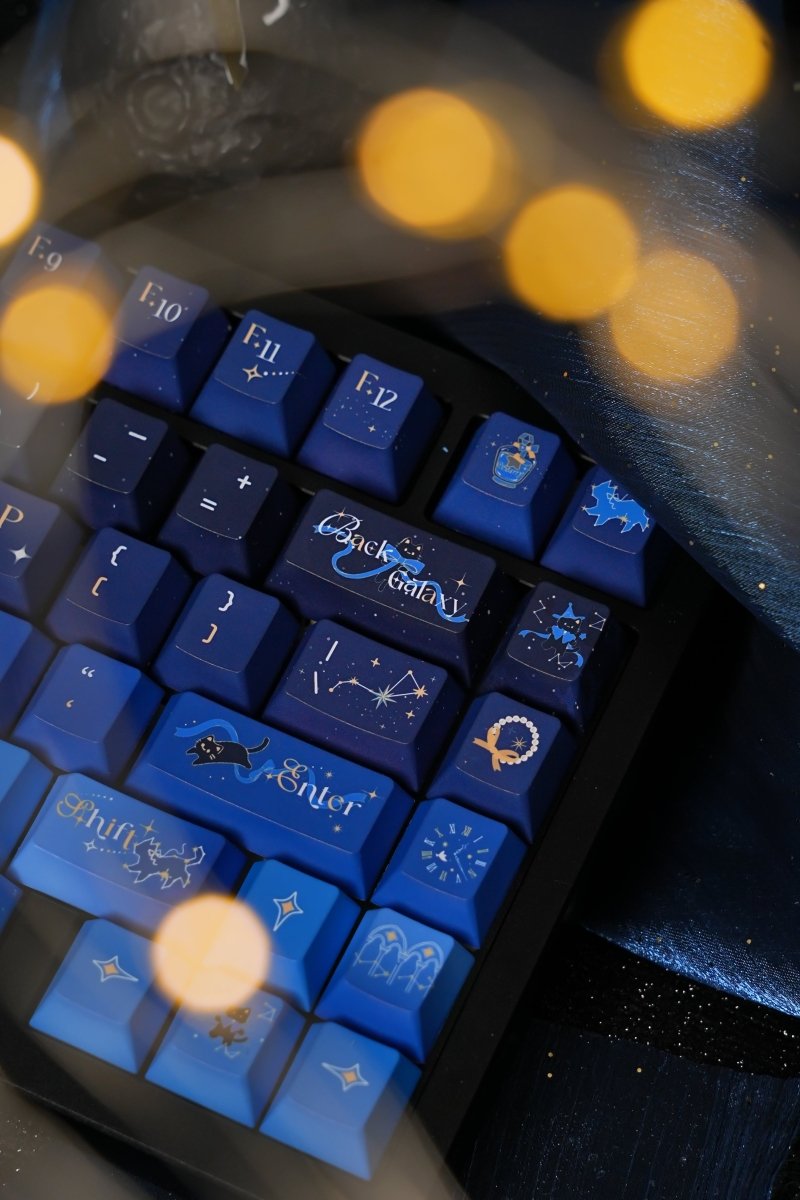 Starry Night Corridor - Themed Gradient Keycap Set